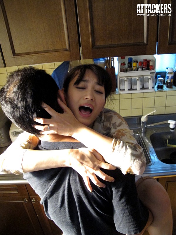 ADN-001 – I Can’t Tell My Husband: Shameful Desire Sho Nishino Screenshot 11