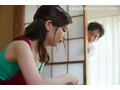JUQ-209 – The Exotic Wife Falls Into The Kissing Intercourse Of Her Father-in-law Who Hates Her – Lauren Karen Screenshot 2